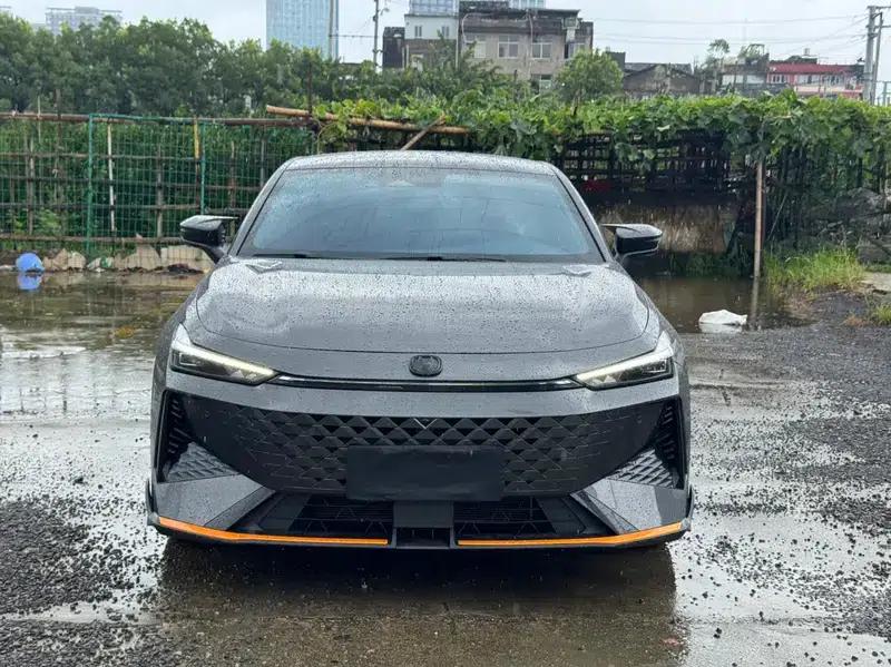 Changan UNI-V 2024 1.5T Premium Sport — миниатюра 2