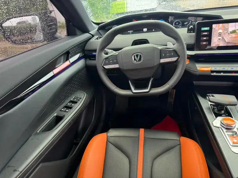 Changan UNI-V 2024 1.5T Premium Sport — миниатюра 12