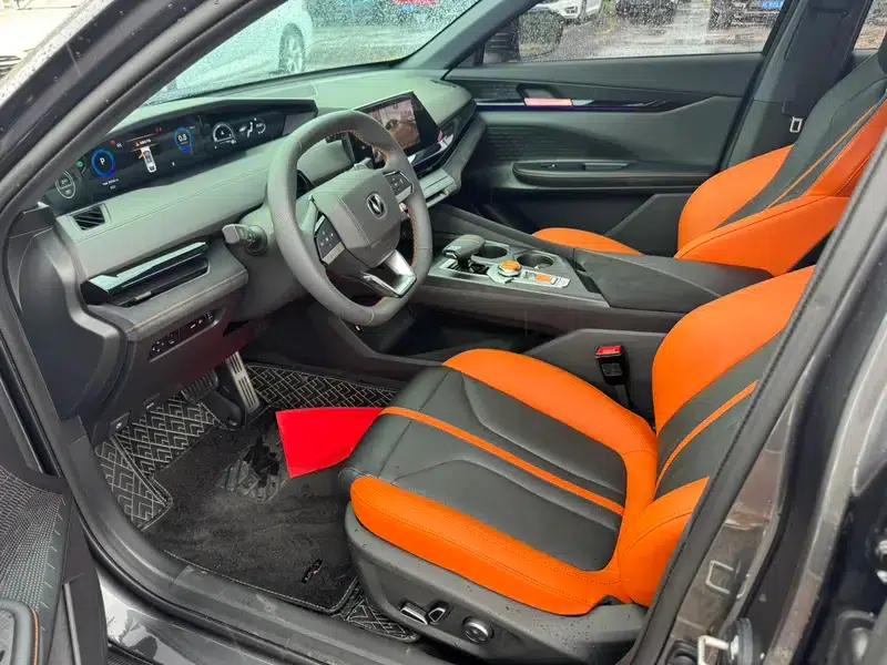 Changan UNI-V 2024 1.5T Premium Sport — миниатюра 15