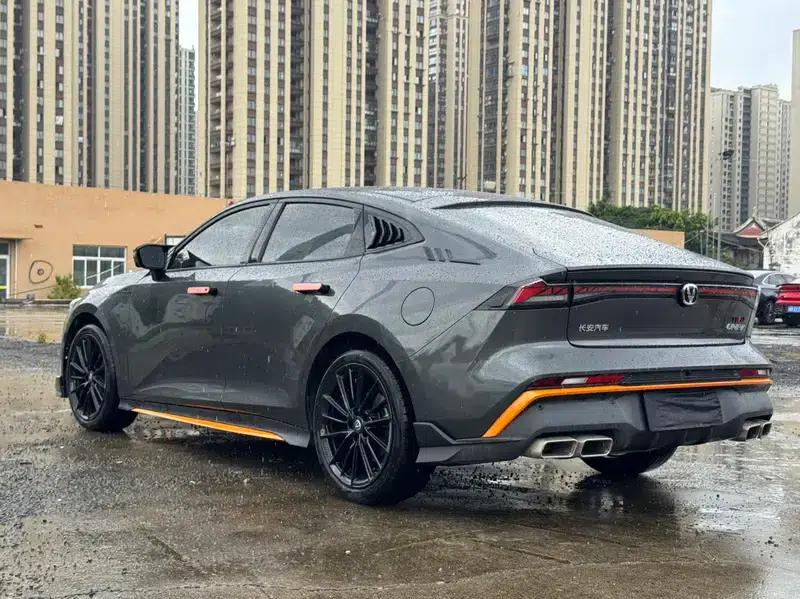 Changan UNI-V 2024 1.5T Premium Sport — миниатюра 4