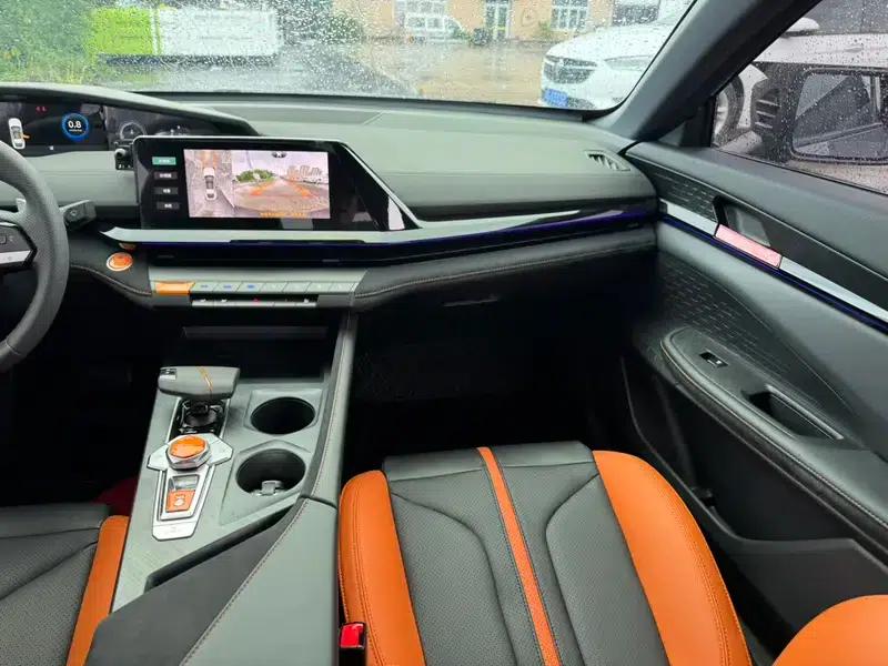 Changan UNI-V 2024 1.5T Premium Sport — миниатюра 7