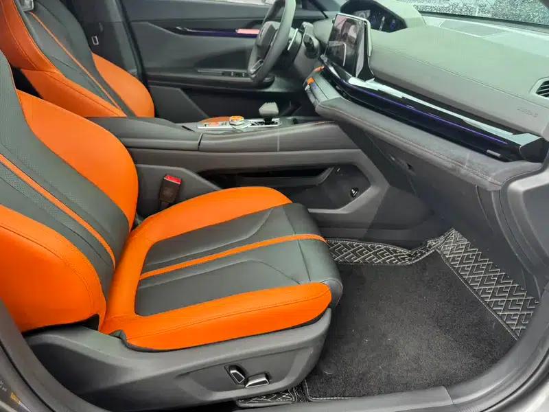 Changan UNI-V 2024 1.5T Premium Sport — миниатюра 9