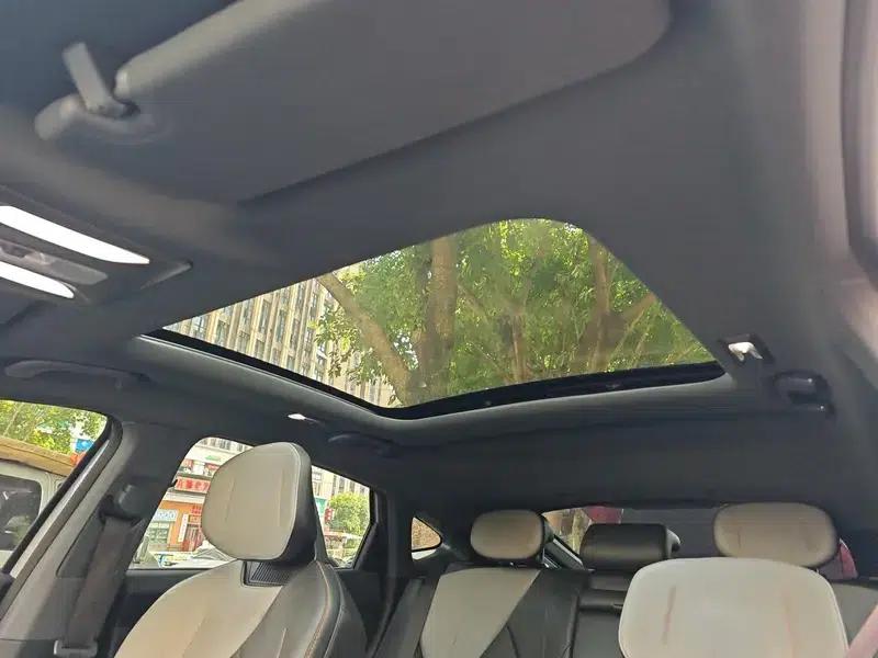 Changan UNI-V 2022 1.5T Premium Edition — миниатюра 15