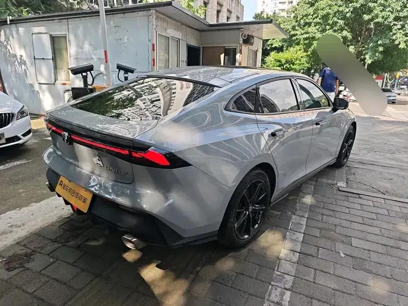 Changan UNI-V 2022 1.5T Premium Edition — миниатюра 6