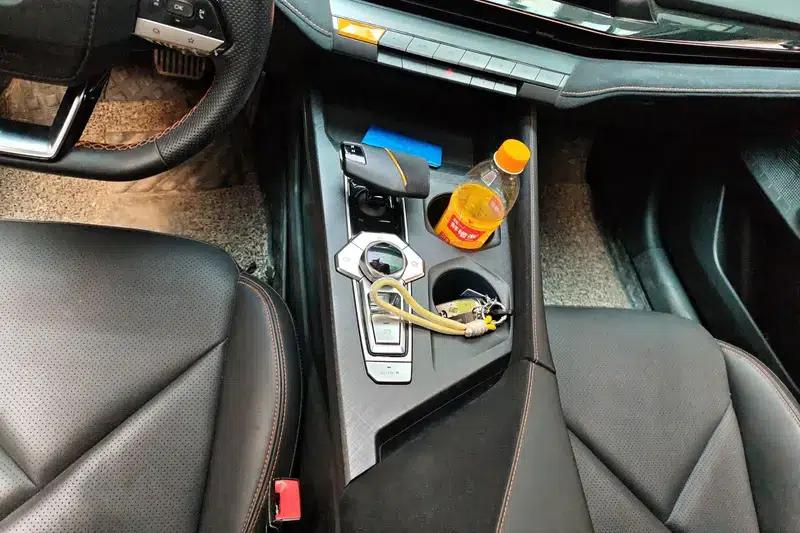 Changan UNI-V 2022 1.5T Sport Edition — миниатюра 15