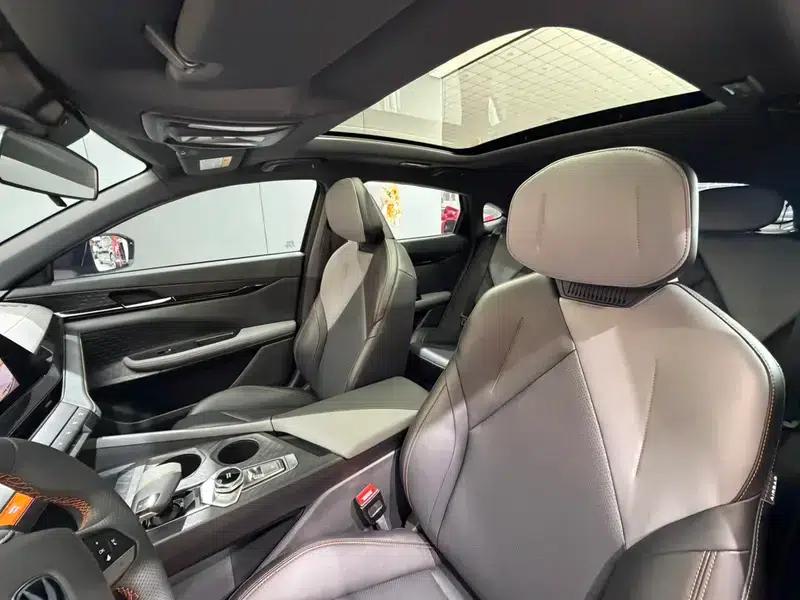 Changan UNI-V 2022 1.5T Smart Navigation Edition — миниатюра 17