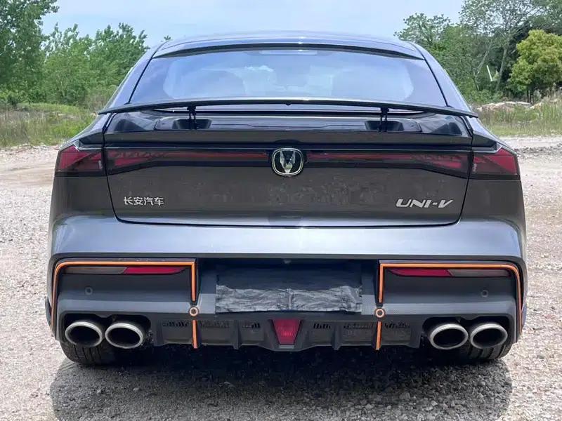 Changan UNI-V 2022 1.5T Sport Edition — миниатюра 5