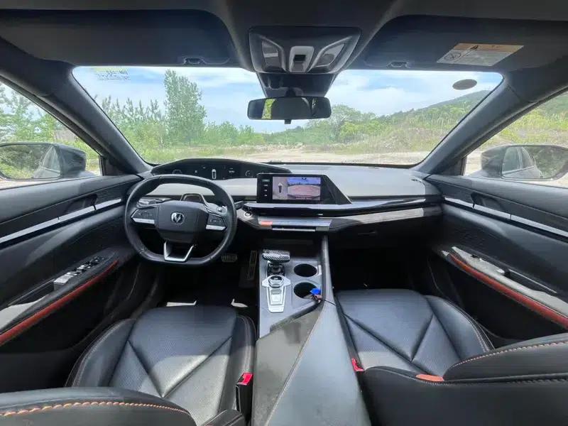 Changan UNI-V 2022 1.5T Sport Edition — миниатюра 7