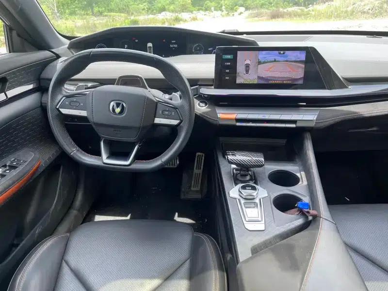 Changan UNI-V 2022 1.5T Sport Edition — миниатюра 9