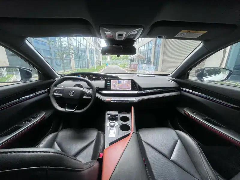 Changan UNI-V 2022 1.5T Premium Edition — миниатюра 7