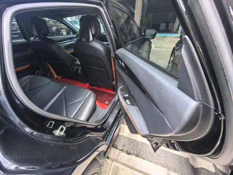Changan UNI-V 2023 1.5T Premium Edition — миниатюра 13