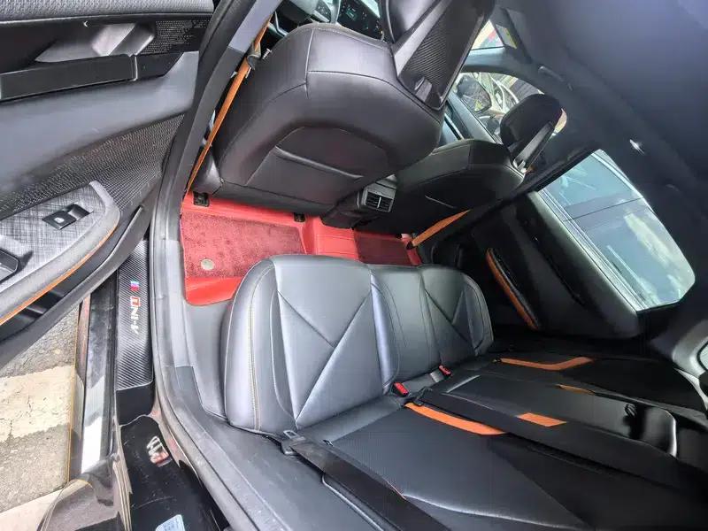 Changan UNI-V 2023 1.5T Premium Edition — миниатюра 3
