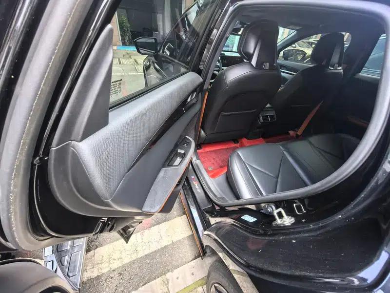 Changan UNI-V 2023 1.5T Premium Edition — миниатюра 7