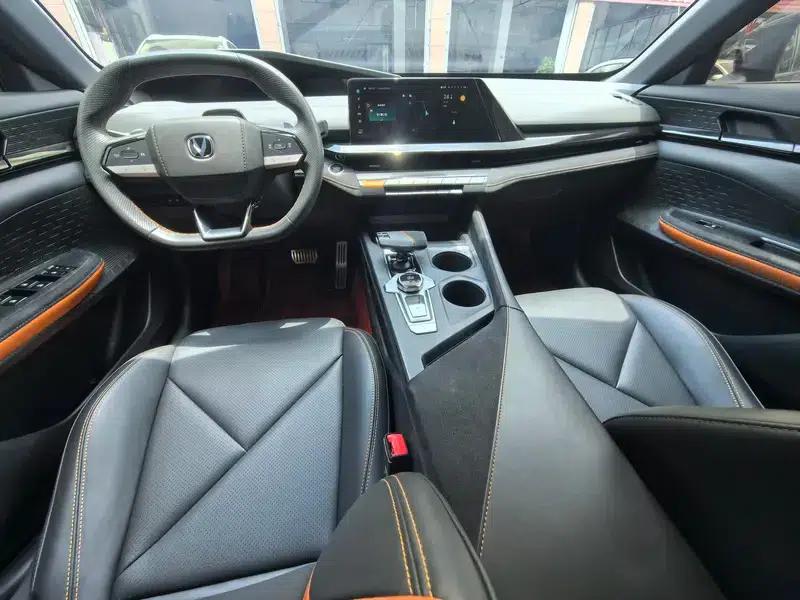 Changan UNI-V 2023 1.5T Premium Edition — миниатюра 9