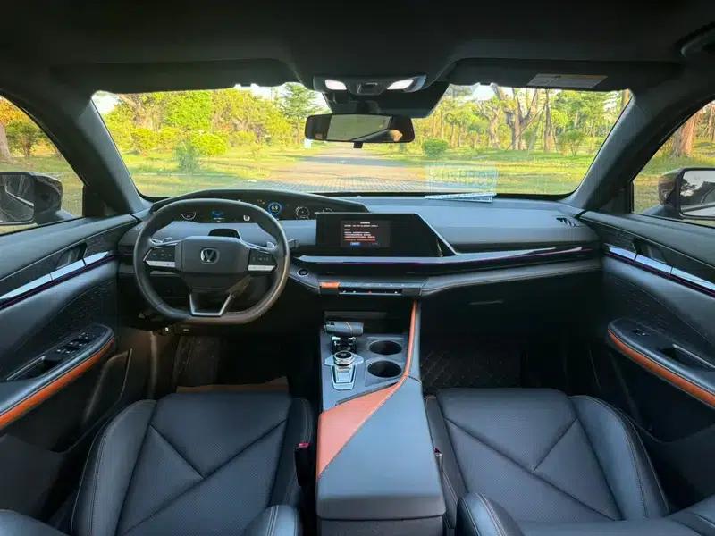 Changan UNI-V 2022 1.5T Smart Navigation Edition — миниатюра 17