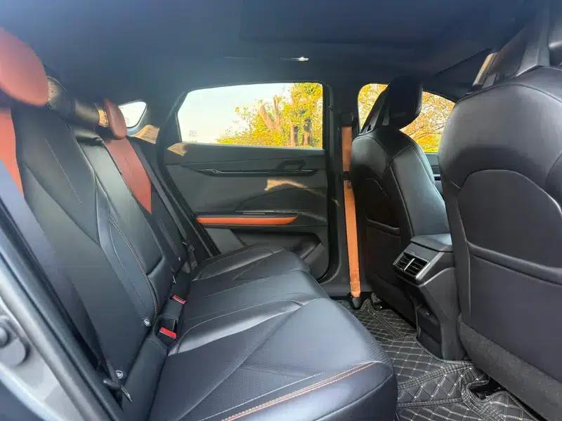 Changan UNI-V 2022 1.5T Smart Navigation Edition — миниатюра 21