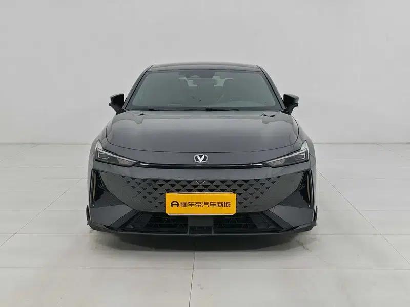Changan UNI-V 2024 1.5T Premium Sport — миниатюра 2
