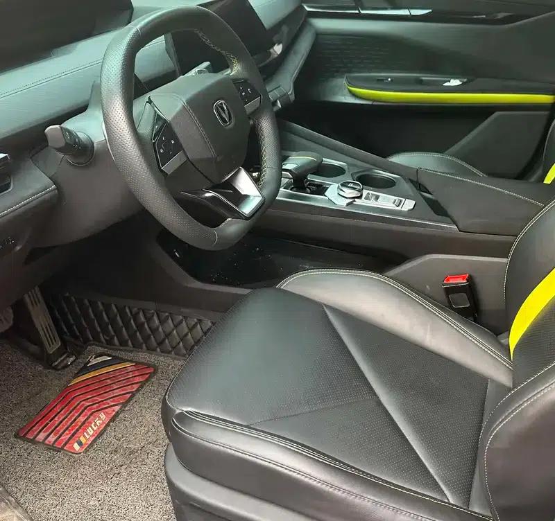Changan UNI-V 2022 1.5T Sport Edition — миниатюра 9