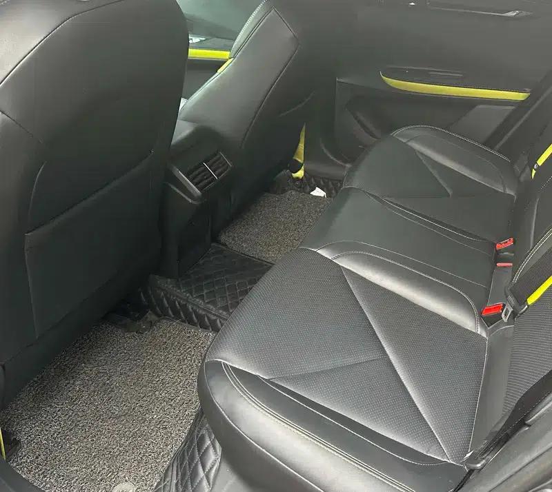 Changan UNI-V 2022 1.5T Sport Edition — миниатюра 10