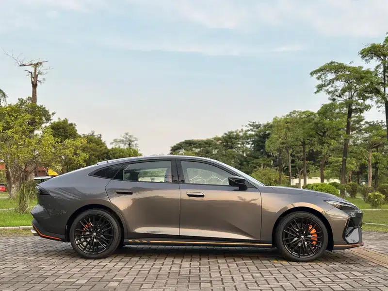 Changan UNI-V 2025 Model, Third Generation, 2.0T Sport Edition — миниатюра 7