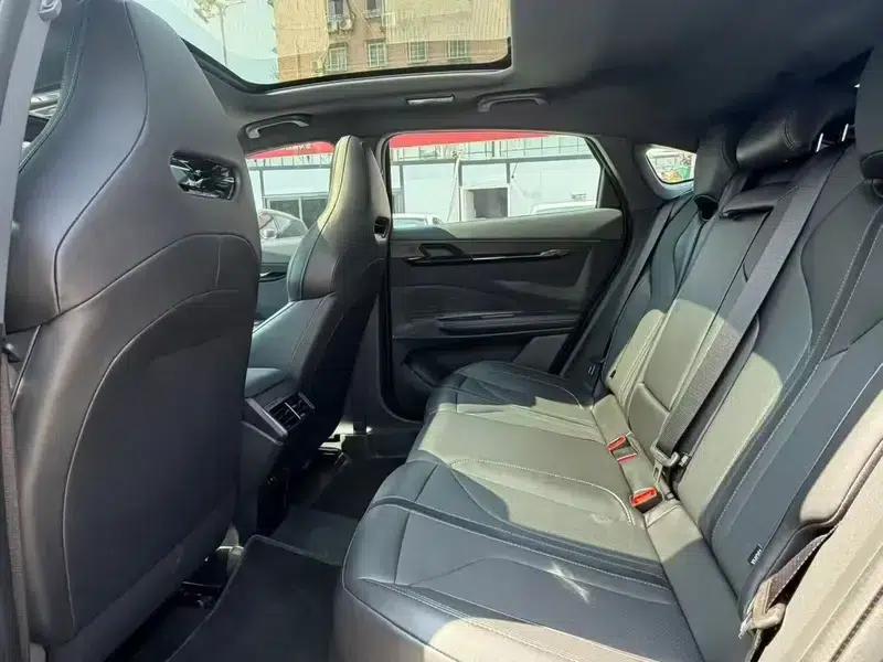 Changan UNI-V 2025 1.5T 500Bar Premium Edition — миниатюра 11