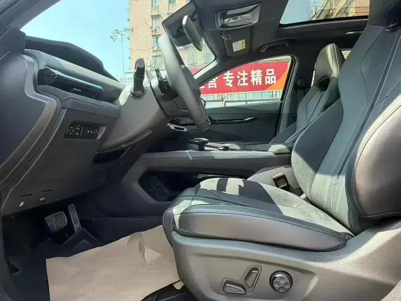 Changan UNI-V 2025 1.5T 500Bar Premium Edition — миниатюра 9