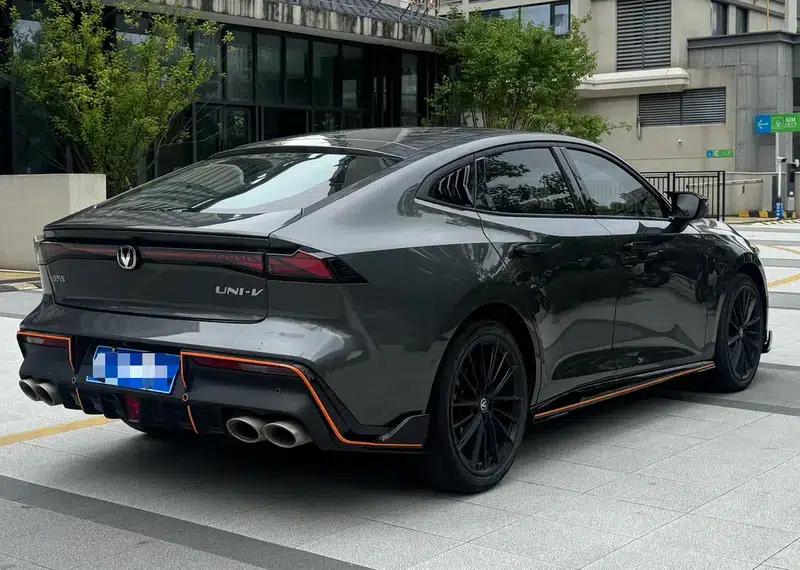 Changan UNI-V 2023 1.5T Sport Edition — миниатюра 6