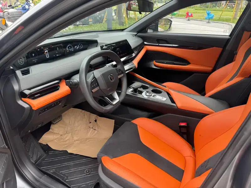 Changan UNI-V 2023 1.5T Sport Edition — миниатюра 10