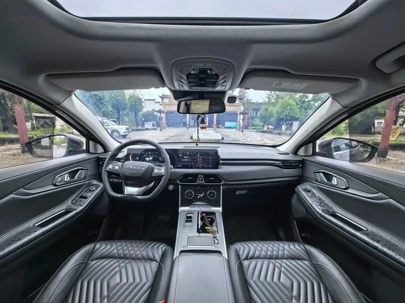 Exeed Soaring 2023 300T 2WD Star Edition — миниатюра 13