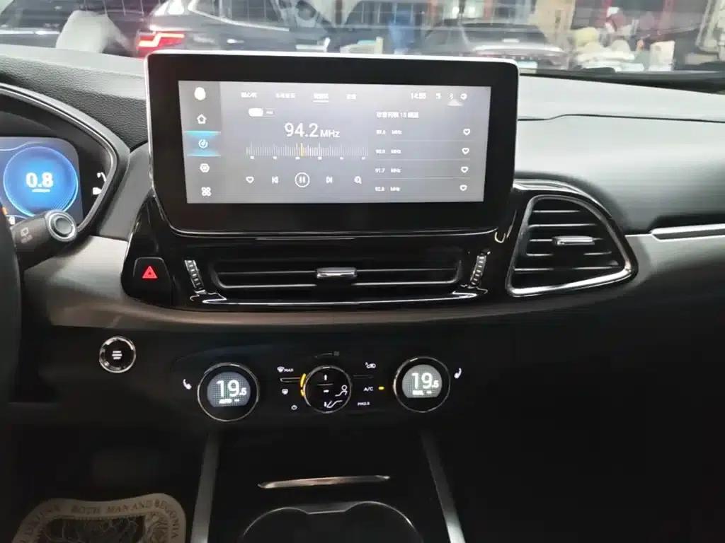 Exeed Ride 2019 1.6T 2WD Diamond Edition — миниатюра 9