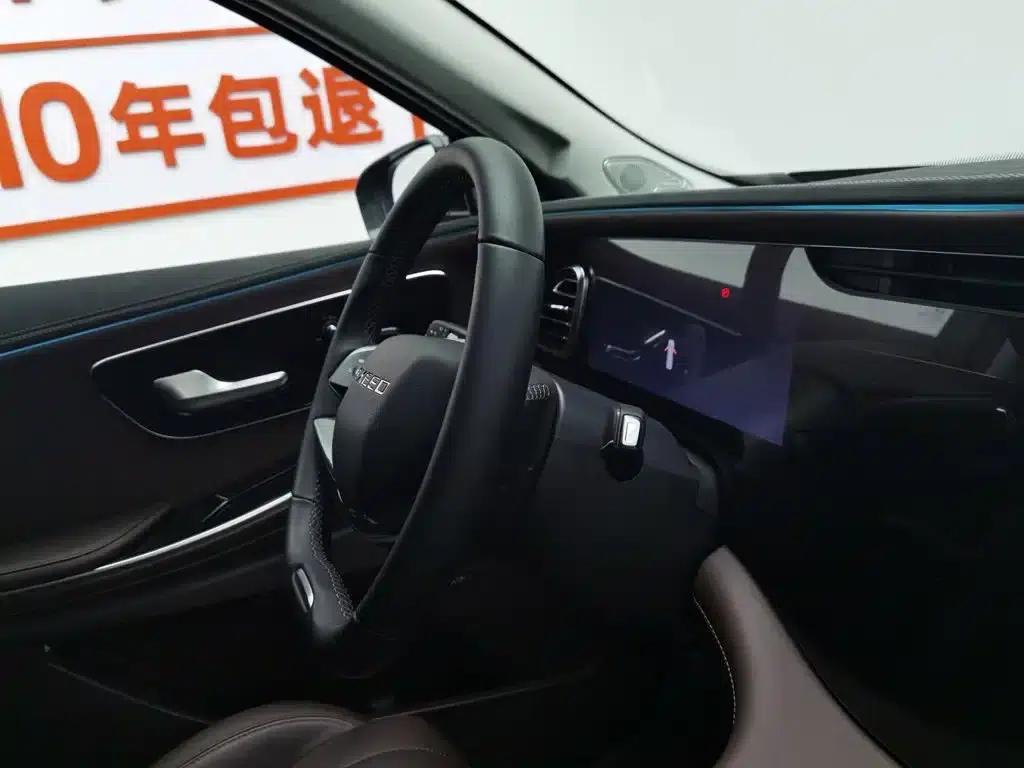 Starlight Moon 2023 400T 2WD Star Edition 7-Seater — миниатюра 22