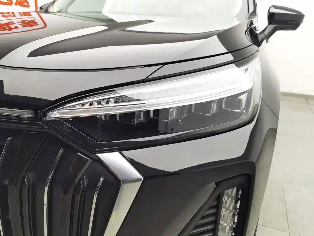 Starlight Moon 2023 400T 2WD Star Edition 7-Seater — миниатюра 7