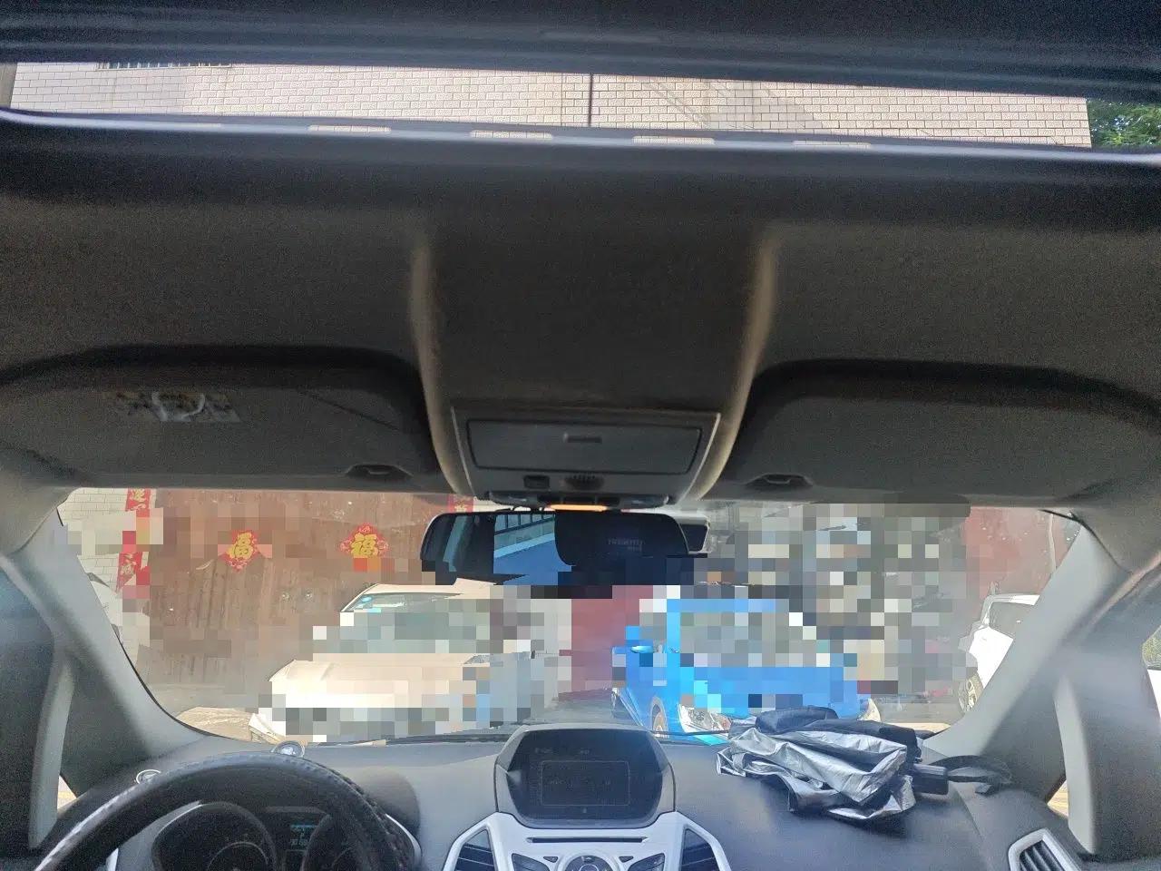 Ford EcoSport 2013 1.5L Automatic Prestige Model — миниатюра 18