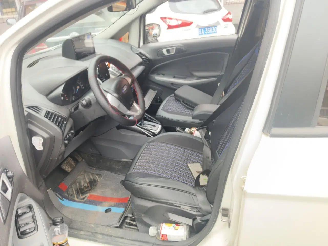 Ford EcoSport 2013 1.5L Automatic Fashion Model — миниатюра 15