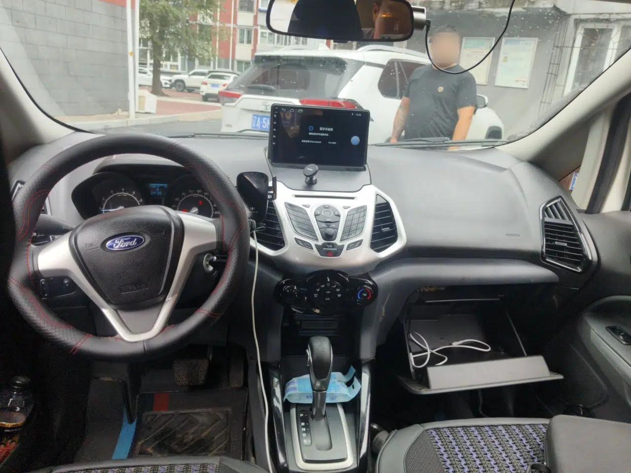 Ford EcoSport 2013 1.5L Automatic Fashion Model — миниатюра 9