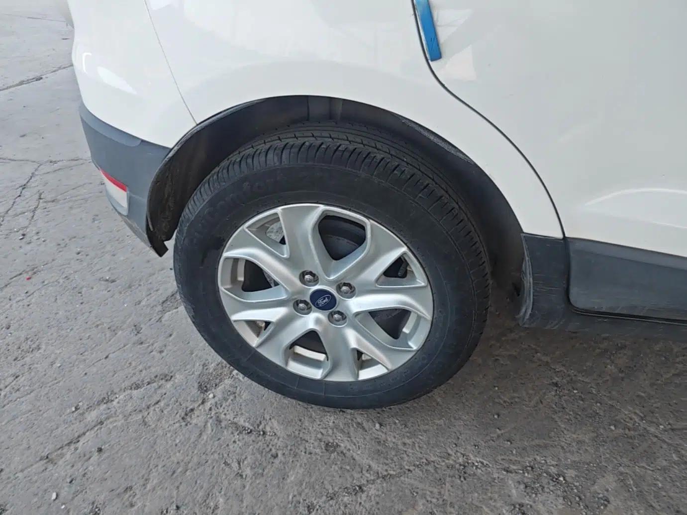 Ford EcoSport 2013 1.5L Automatic Fashion Model — миниатюра 11