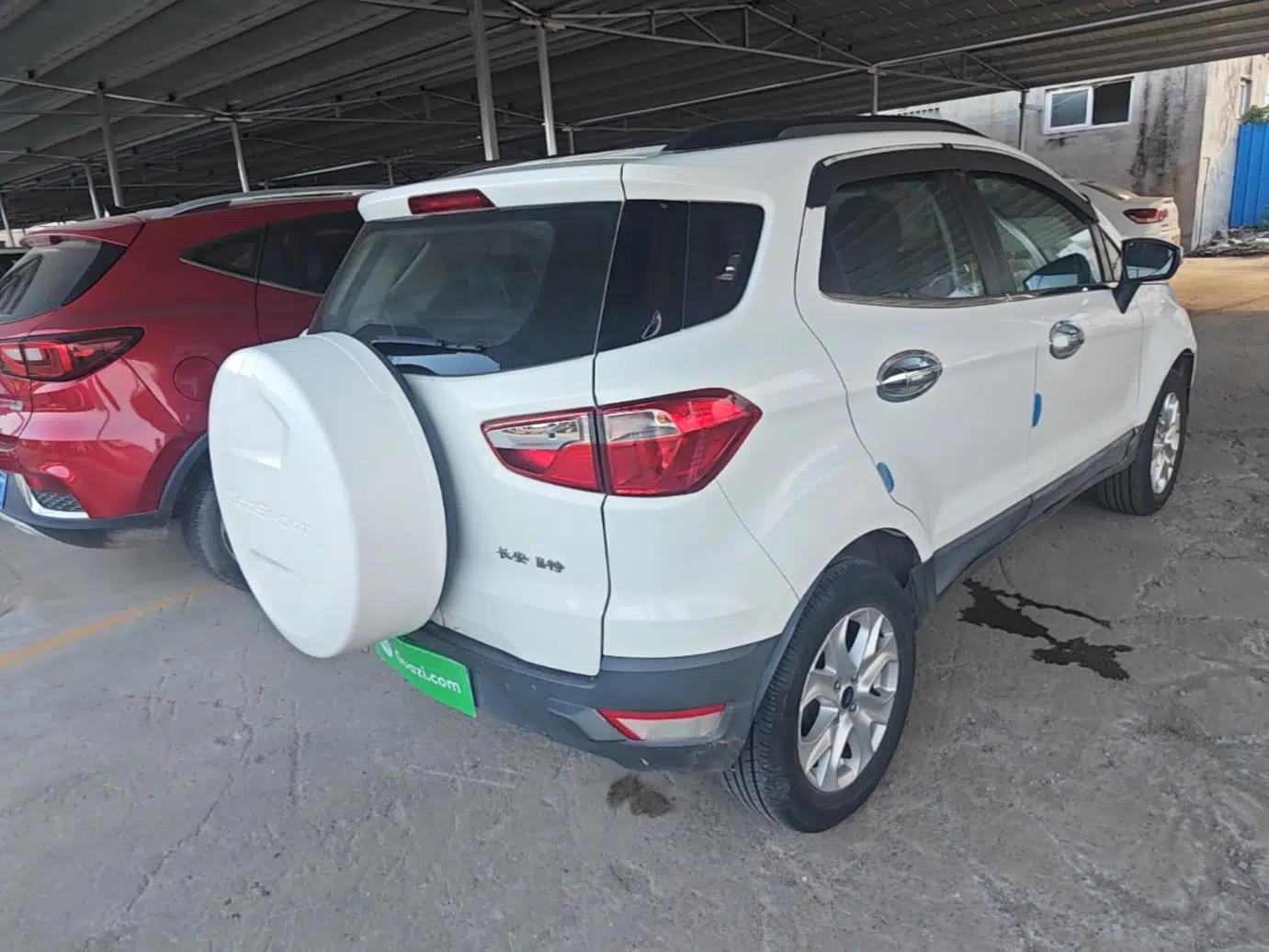 Ford EcoSport 2013 1.5L Automatic Fashion Model — миниатюра 6