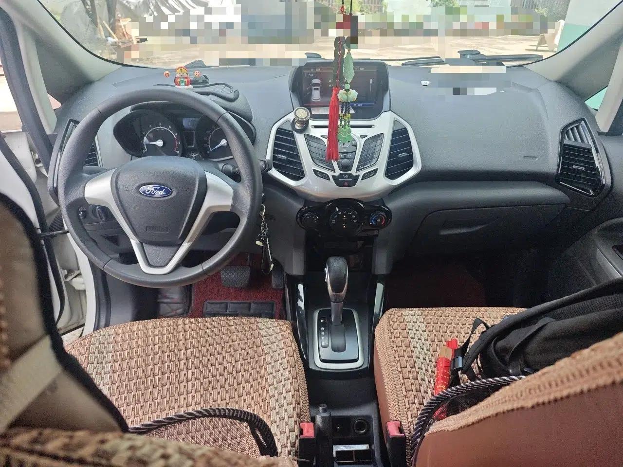 Ford EcoSport 2013 1.5L Automatic Fashion Model — миниатюра 9