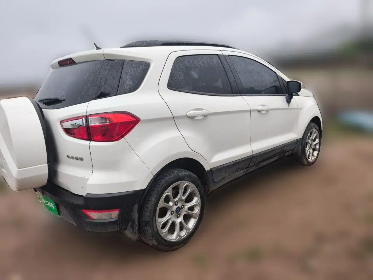 Ford EcoSport 2018 1.5L Automatic Platinum Wing Model — миниатюра 6
