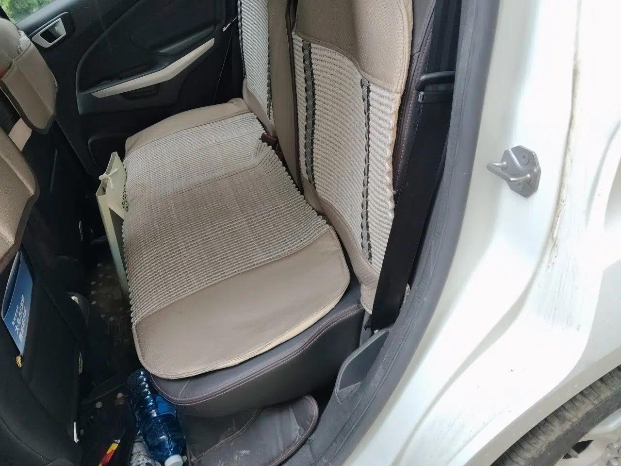 Ford EcoSport 2013 1.5L Automatic Prestige Model — миниатюра 17