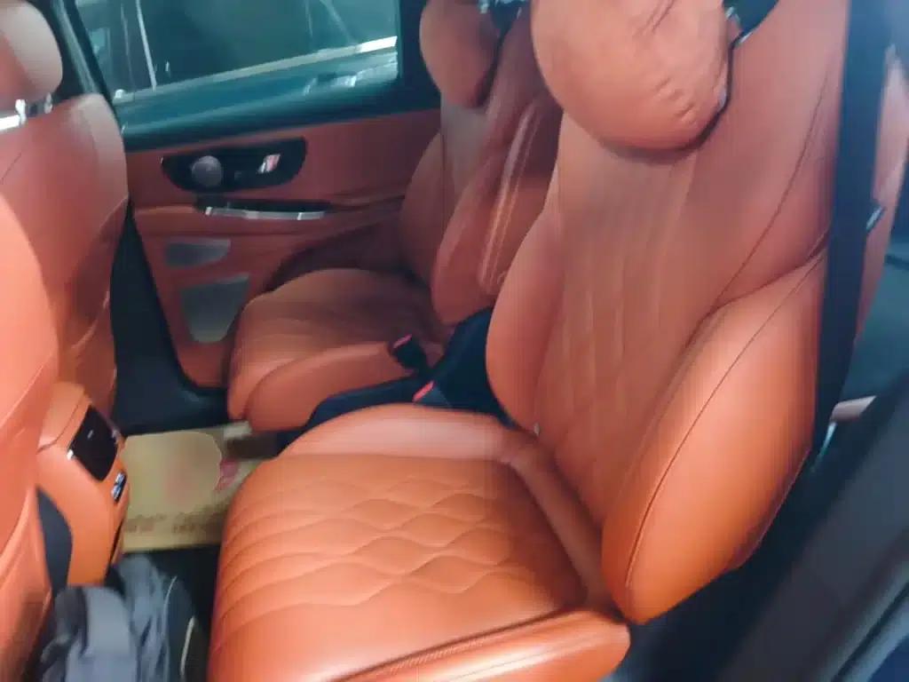 Exeed C-DM 2025 180 Ultra-Long Range 4WD 6-Seater — миниатюра 17