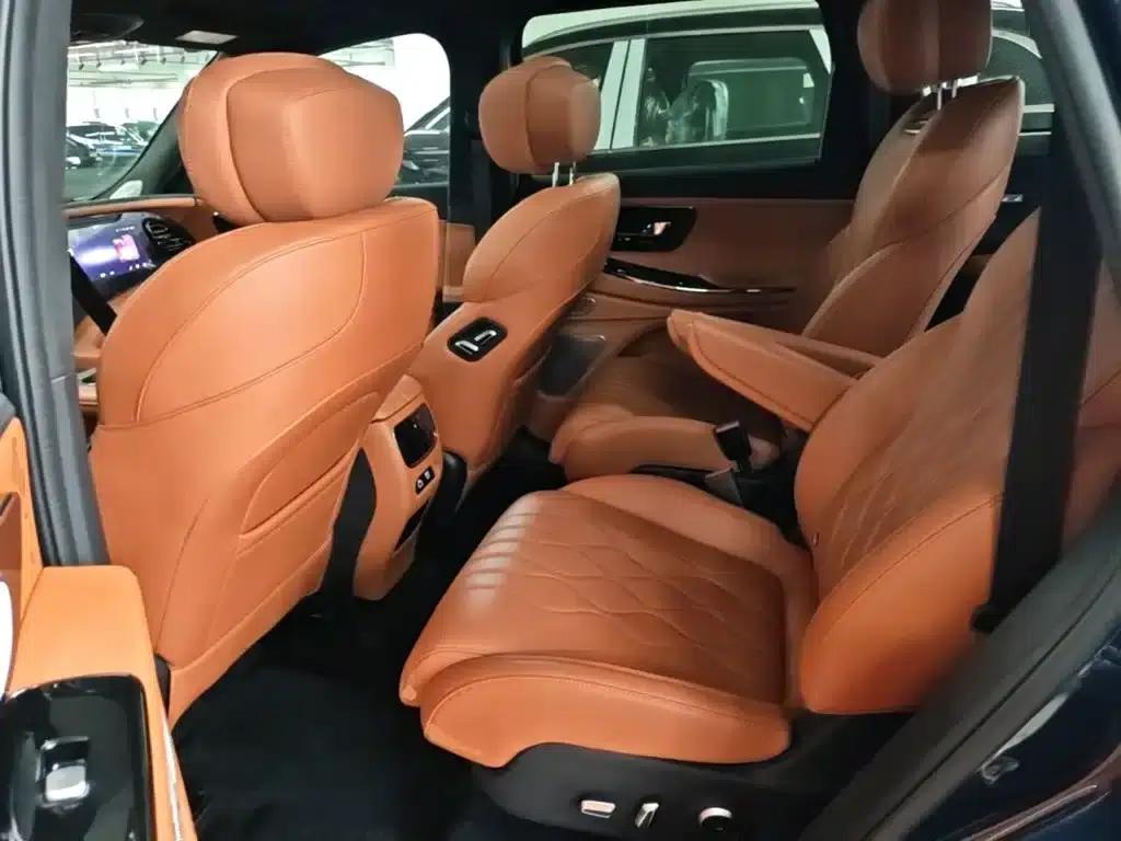 Exeed C-DM 2025 180 Ultra-Long Range 4WD 6-Seater — миниатюра 17