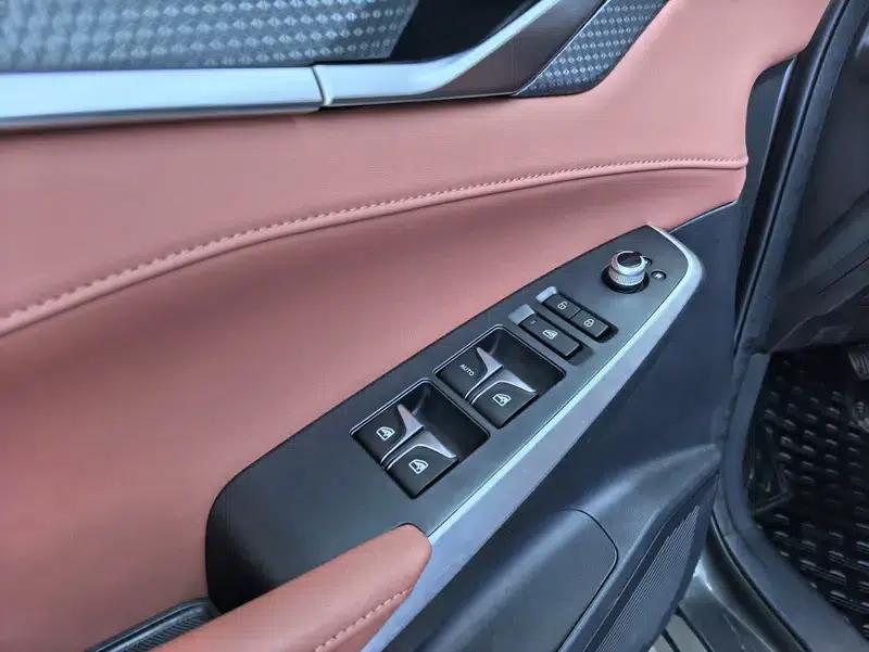 Changan CS75 PLUS 2024 Model, Third Generation, Champion Edition, 1.5T Automatic Intelligent Driving Leading Type — миниатюра 21
