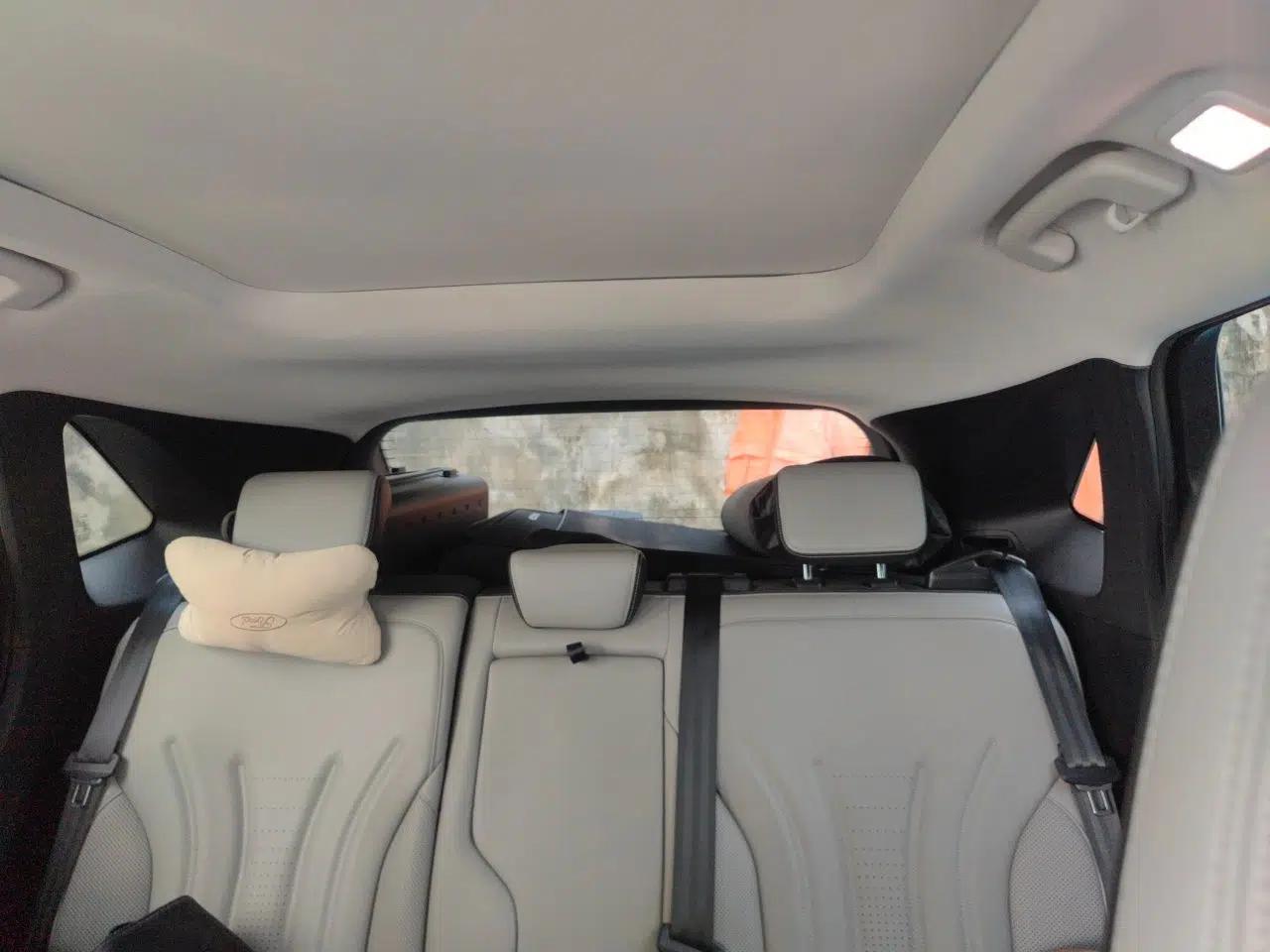 Ford Escape 2020 EcoBoost 245 Two-Wheel-Drive Titanium Edition — миниатюра 18