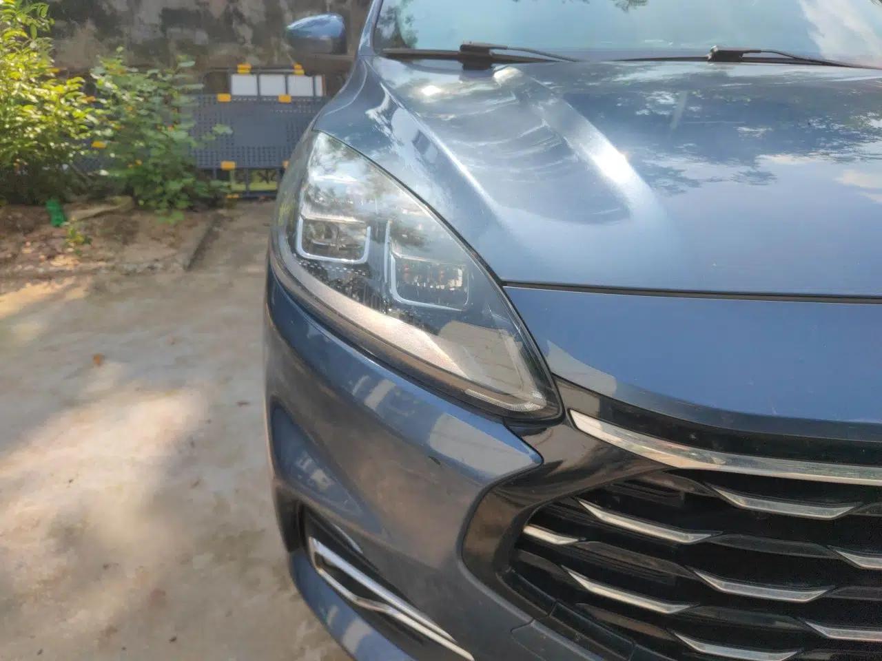 Ford Escape 2020 EcoBoost 245 Two-Wheel-Drive Titanium Edition — миниатюра 7