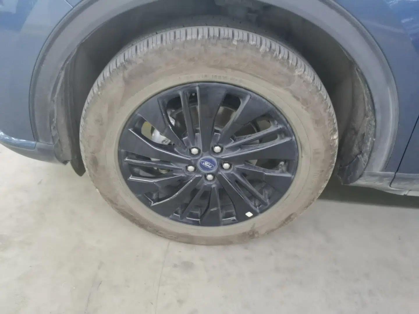 Ford Escape 2024 EcoBoost 245 Two-Wheel-Drive Titanium Edition — миниатюра 10