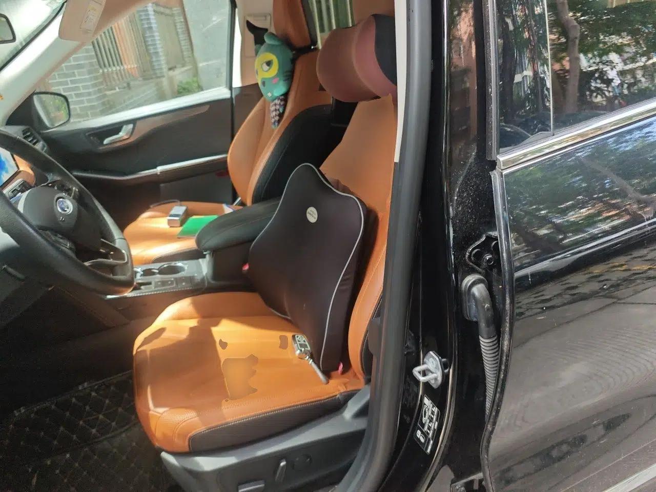 Ford Escape 2020 EcoBoost 245 Four-Wheel Drive Luxury Edition — миниатюра 15
