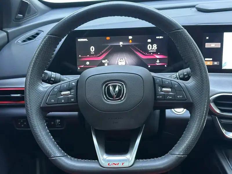 Changan UNI-T 2021 1.5T Sport Flagship Edition — миниатюра 22