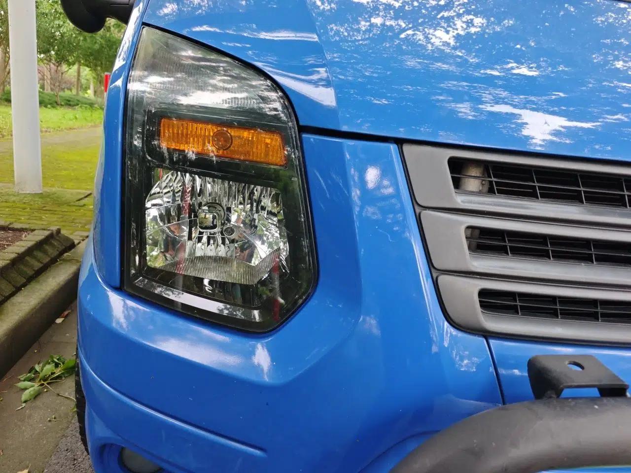 Ford Transit Custom 2016 2.2T Short Wheelbase 6-Seater Mid-Height Multi-Purpose Vehicle — миниатюра 7
