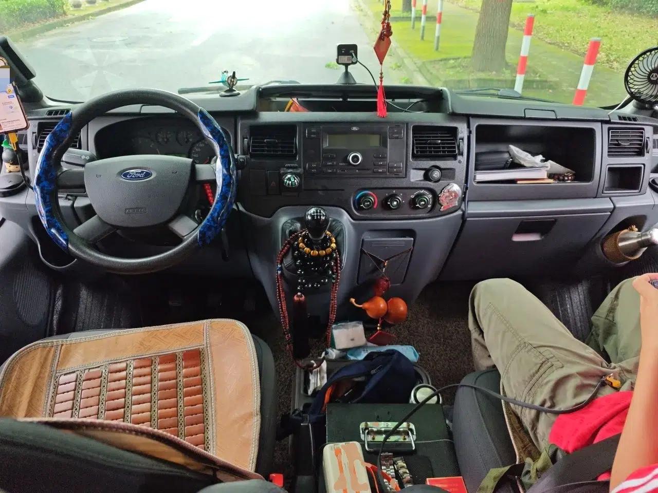 Ford Transit Custom 2016 2.2T Short Wheelbase 6-Seater Mid-Height Multi-Purpose Vehicle — миниатюра 9